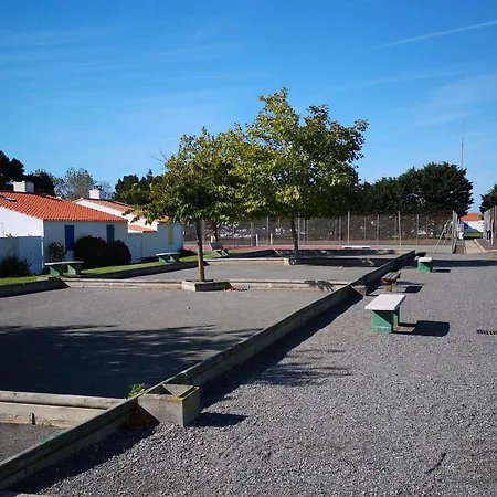 Maison Renovee Proche Avec Piscine Chauffee, Tennis, Wifi, Parking Prive - - Fr-1-224a-72 * Bretignolles-sur-Mer